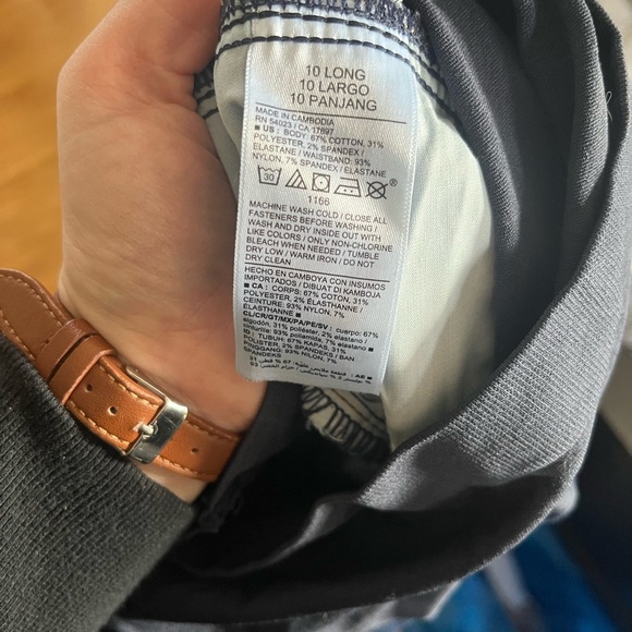 Old Navy Maternity Skinny Full Panel Jeans - Picture 4 of 4